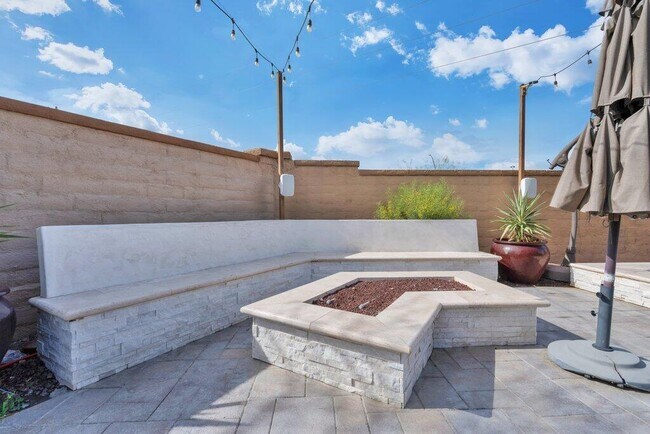 Building Photo - 83394 Matador Ct