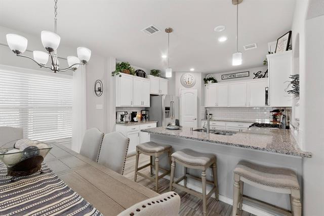 Building Photo - 9801 Diamondback Ln