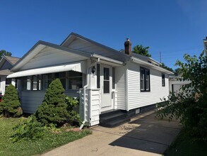 Building Photo - 618 W Marion St
