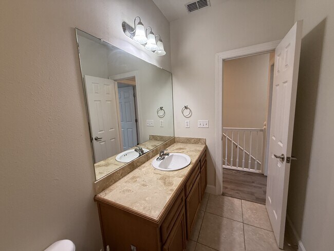 Building Photo - 15284-15331 US-331 BUS