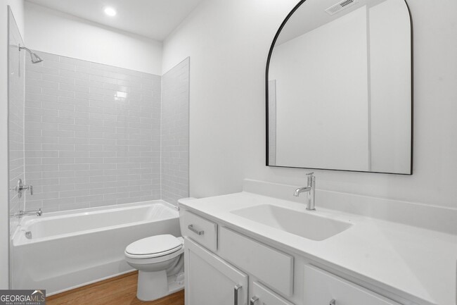 Building Photo - 2597 Mackintosh Ct