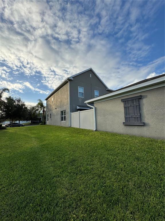 Building Photo - 8057 Sweet Orange Ave