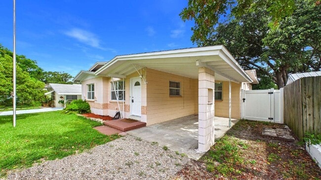 Building Photo - 5261 48th Terrace N