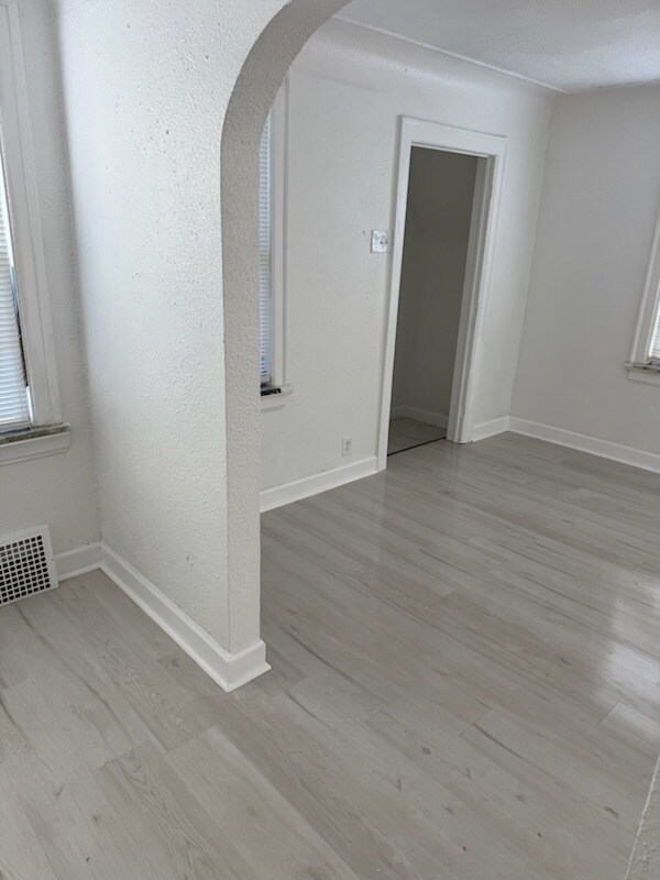 Building Photo - 13305 Wilfred St