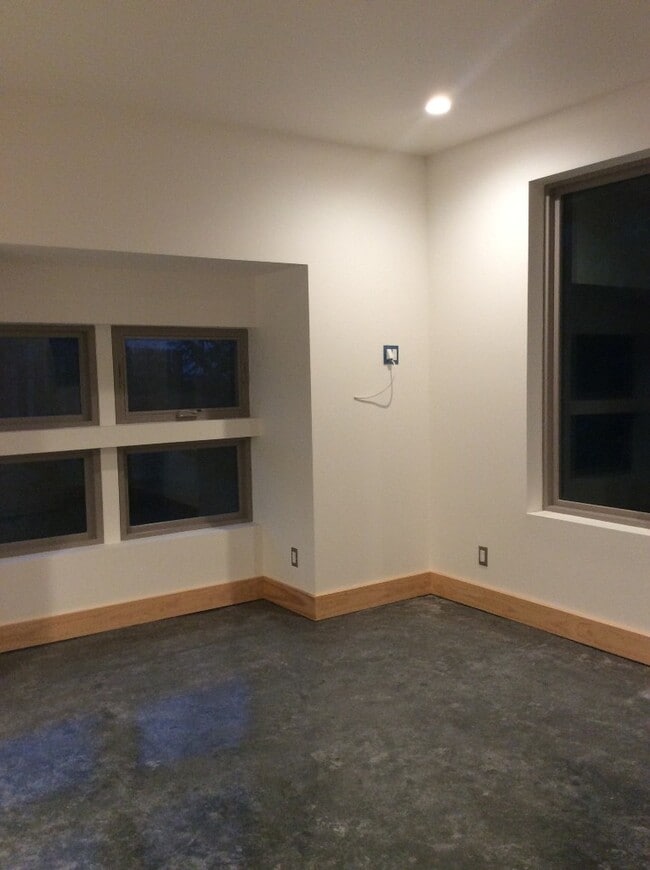 Building Photo - 4214 Carol Ann Ct