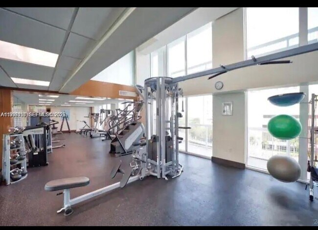 Building Photo - 41 SE 5th St