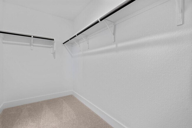 Building Photo - 140 Darlington Ct