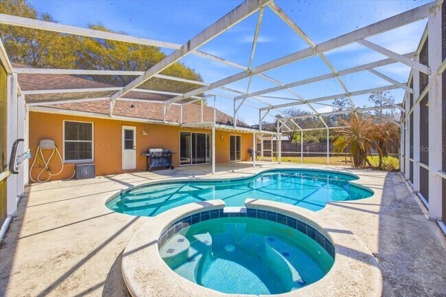 Building Photo - 364 Nevada Loop Rd