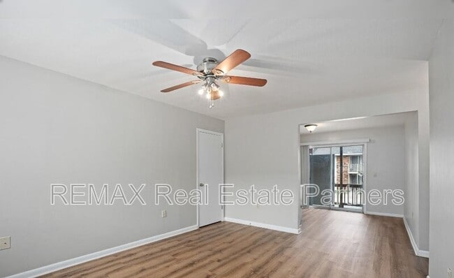 Building Photo - 4001 Mable St