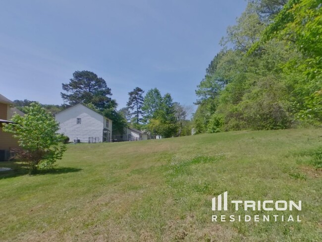 Building Photo - 1321 Charter Oaks Ln
