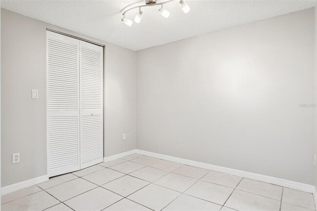 Building Photo - 7858 Niagara Ave