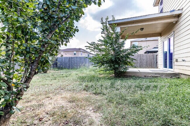 Building Photo - 7422 Bluebonnet Bay