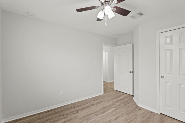 Building Photo - 21631 Rainfall Park Dr