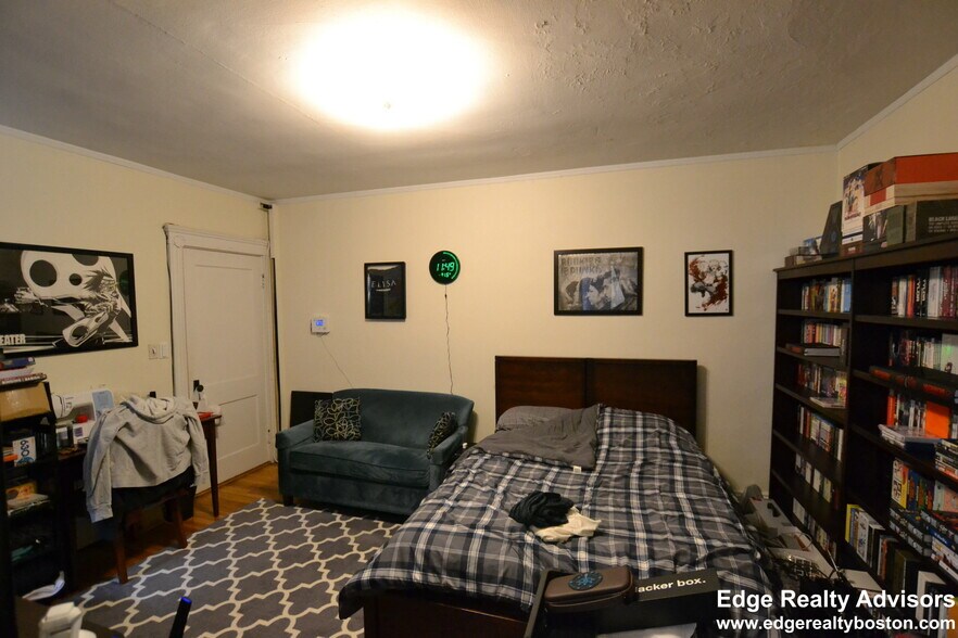 Building Photo - 28 Quint Ave