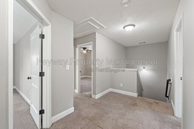 Building Photo - 3070 Margot Ln