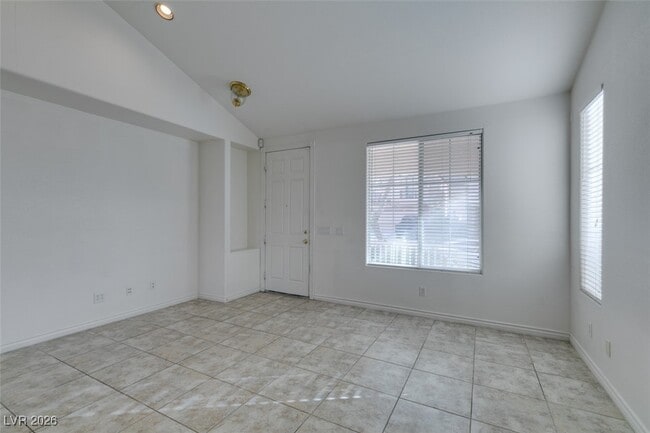 Building Photo - 2832 Glistening Grove Ave