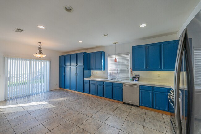 Building Photo - 3713 Steeple Way