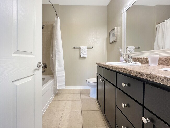 Building Photo - 1890 Sweetbroom Cir