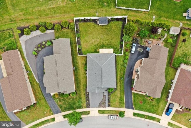 Building Photo - 115 Beauregard Dr