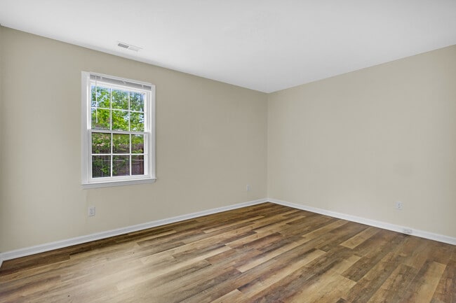 Building Photo - 120 Tar Heel Dr