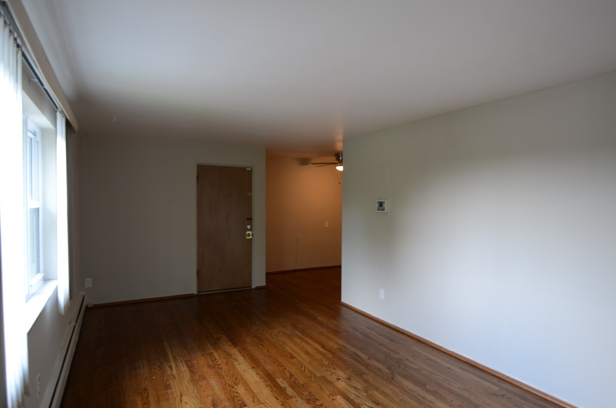 Building Photo - 4216 Settle St