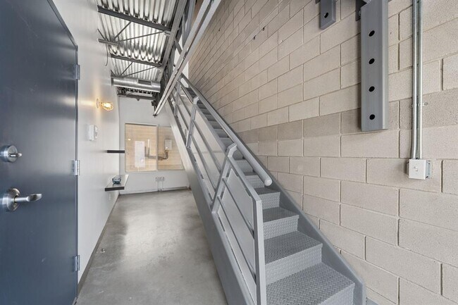 Building Photo - 4801 S Congress Ave