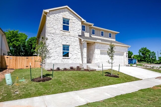 Building Photo - 107 Greenspire Downs Dr