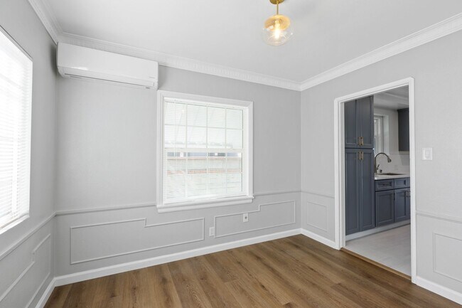 Building Photo - Charming 3-Bedroom Home in Cheviot Hills – Move-In Ready!