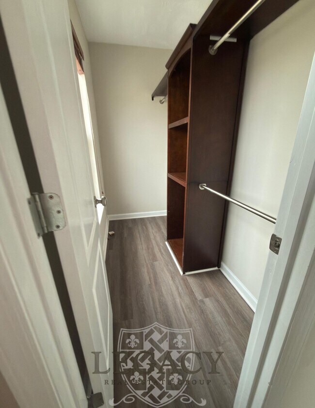 Building Photo - 782 Pippin Dr