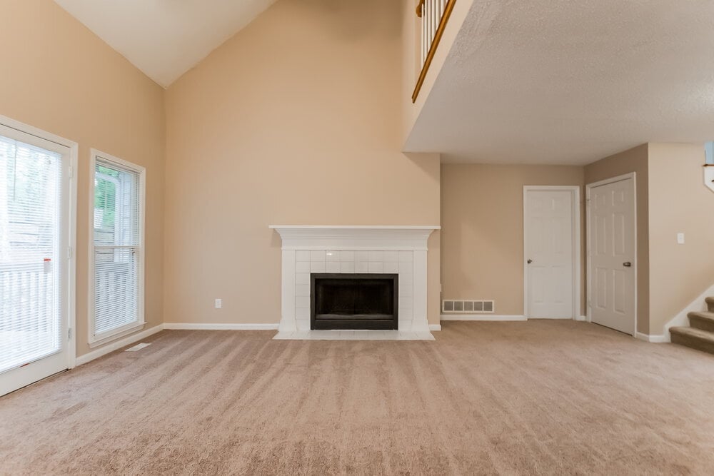Building Photo - 3539 Pine Grove Dr