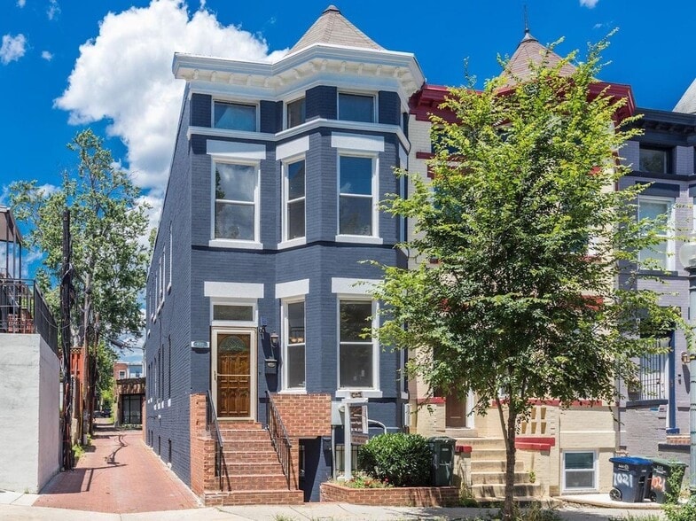 Building Photo - 1023 Columbia Rd NW