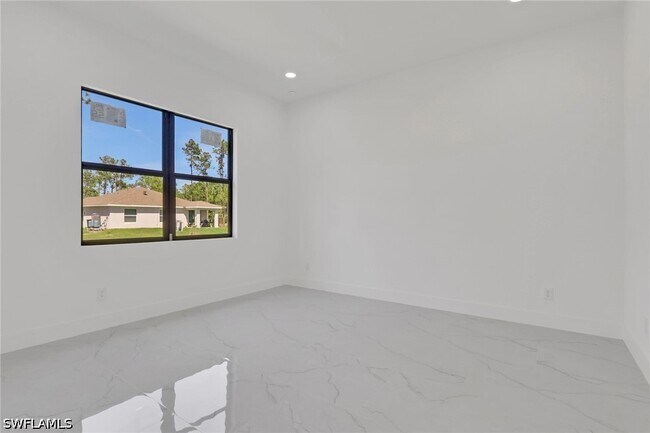 Building Photo - 3315 Sunshine Blvd N