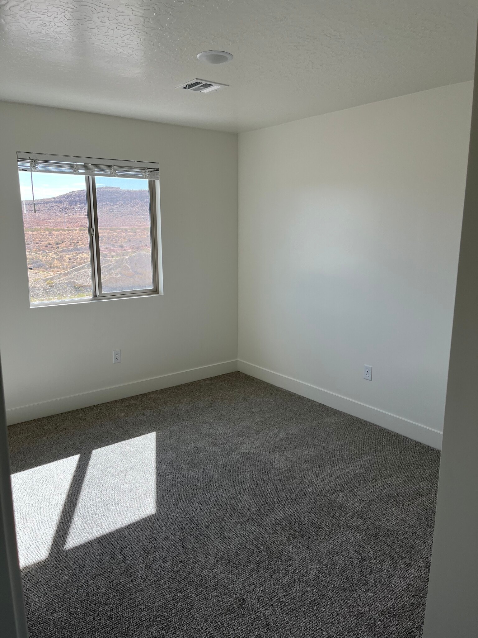 Second bedroom - 5643 S Duel Ln