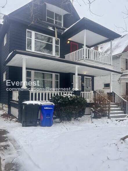 Building Photo - 10110 Parkgate Ave