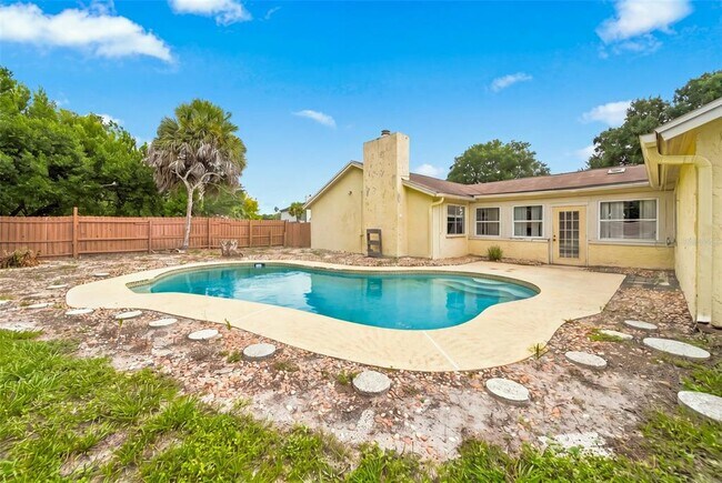 Building Photo - 8334 Crosswicks Dr