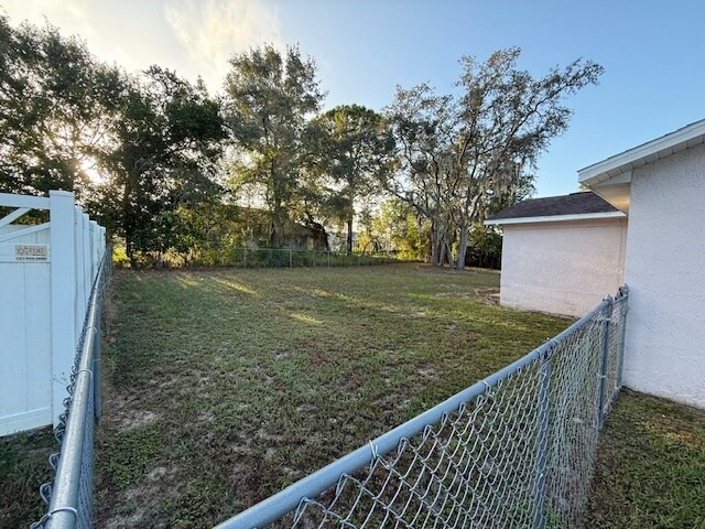 Building Photo - 5398 Colchester Ave