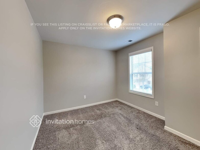 Building Photo - 904 Lobdale Falls Dr