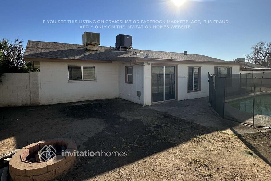 Building Photo - 1716 E Juniper Ave