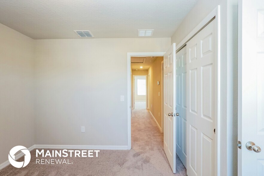 Building Photo - 2499 Sweet Viburnum Wy