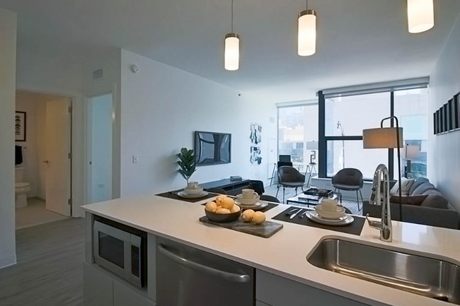 Building Photo - 797 W Van Buren St