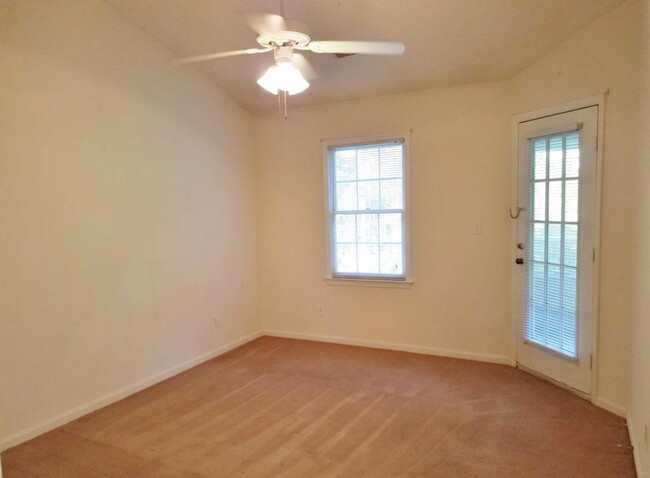Building Photo - 1317 Westpointe Drive