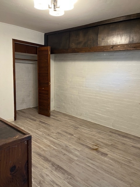 bedroom - 625 W Maple St