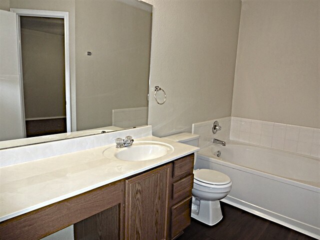 Building Photo - 13209 Thome Valley Dr