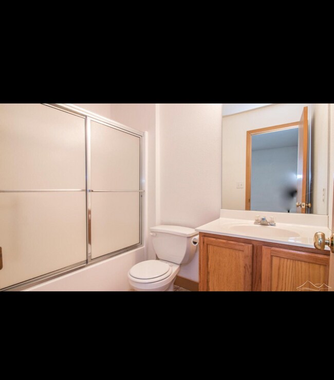 Building Photo - 3612 Zinnia Dr