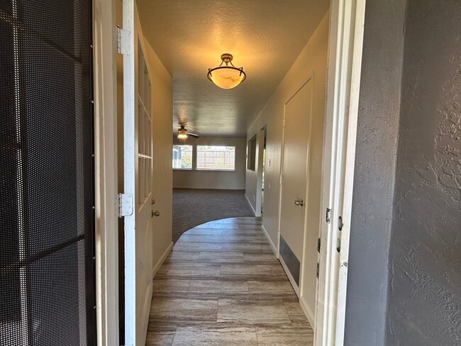 Building Photo - 2213 N Cirby Way