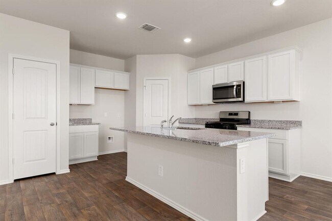 Building Photo - 257 Frogmore Lp