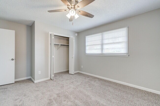 Building Photo - 4916 46th St