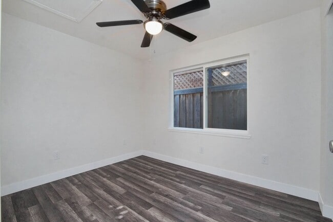 Building Photo - NEW BRENTWOOD CONSTRUCTION ADU! HIGHLY UPGRADED NEW KITCHEN & BATHROOM! 3 BEDROOMS & 1 BATHROOM! ...