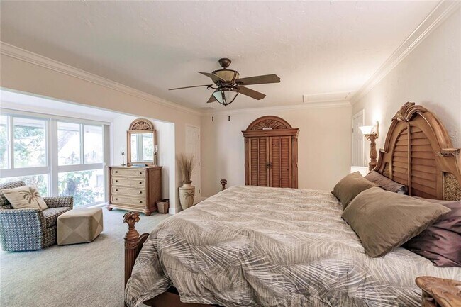 Building Photo - 1207 E Peppertree Dr