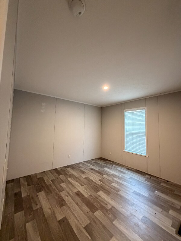 Building Photo - 197 Parker Lake Dr